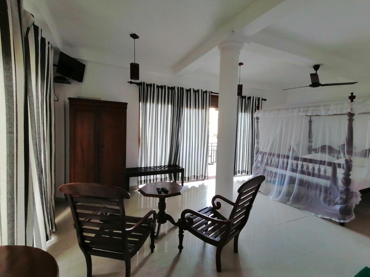 אונה ואטונה Seaview Deepal Villa מראה חיצוני תמונה