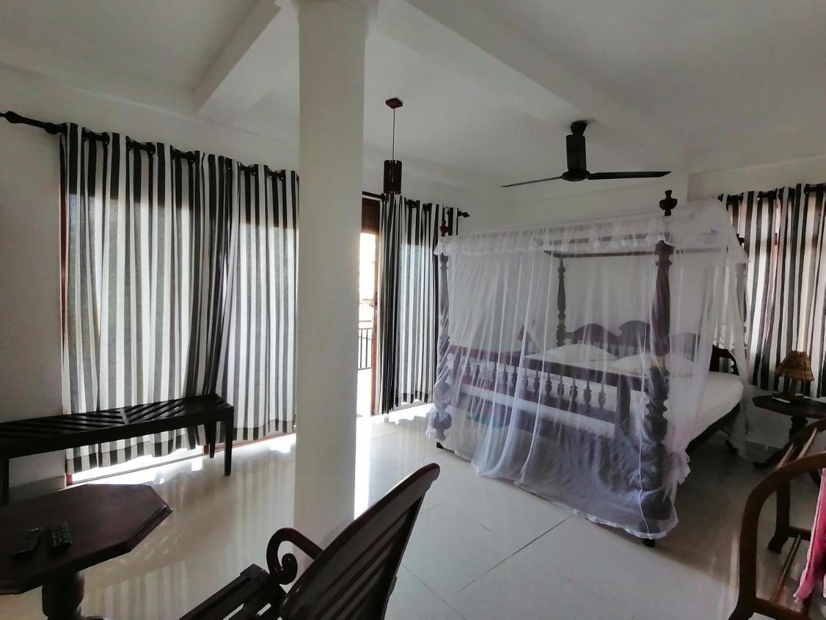 אונה ואטונה Seaview Deepal Villa מראה חיצוני תמונה